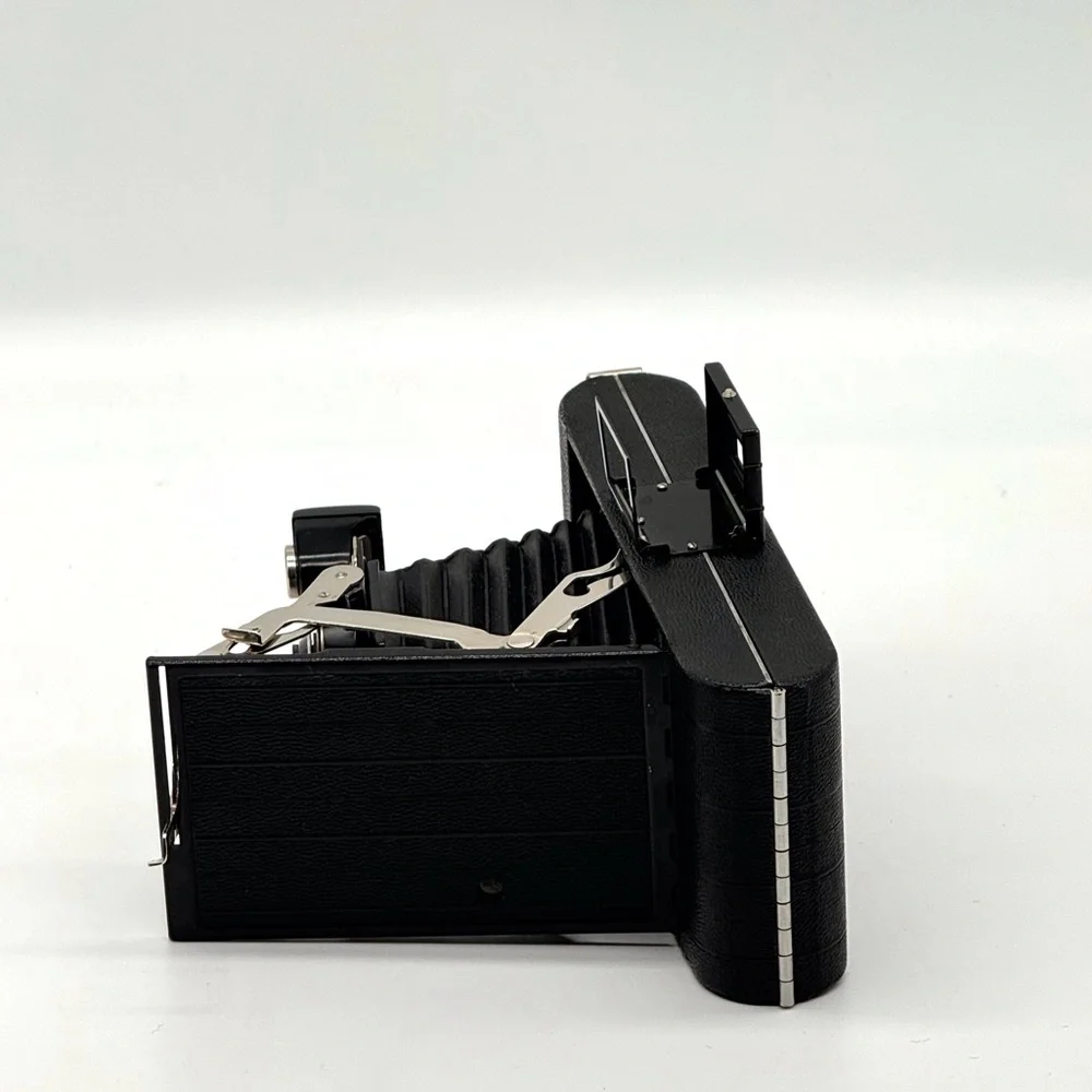 KODAK JUNIOR SIX-16 FOLDING CAMERA WITH CASE